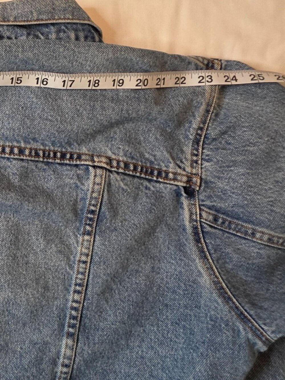 Levi's Vintage 90's Flawless, Light Wash Trucker Jean Jacket 70507-0389, Size XL - Picture 12 of 16